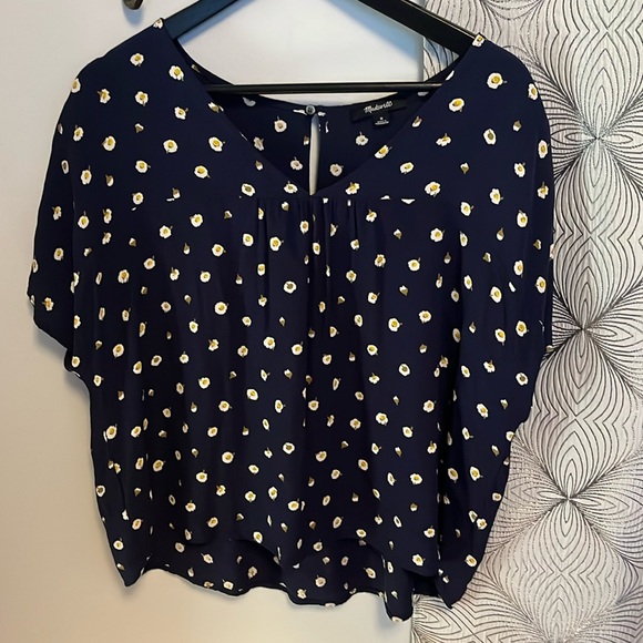 Madewell v-neck top - Picture 2 of 4